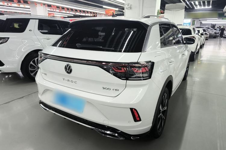 Used Volkswagen T-ROC 2023 300TSI DSG Two-Wheel-Drive Chen Guang Edition Rear Right 45 Deg