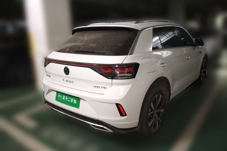 Used Volkswagen T-ROC 2023 300TSI DSG Two-Wheel-Drive Chen Guang Edition Rear Right 45 Deg