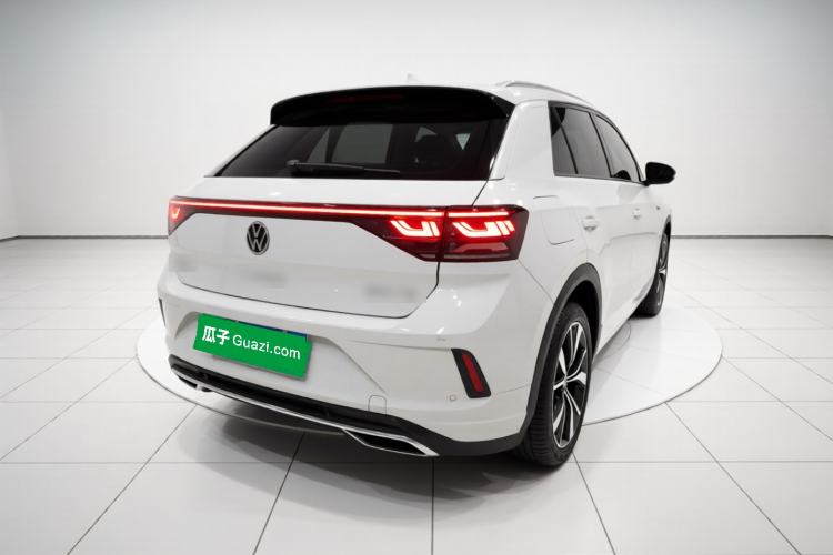 Used Volkswagen T-ROC 2023 300TSI DSG Two-Wheel-Drive Chen Guang Edition Rear Right 45 Deg