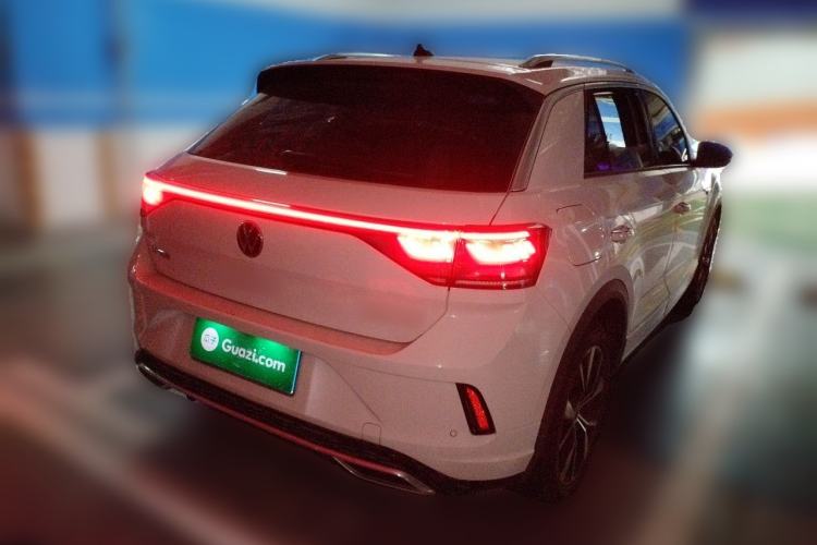 Used Volkswagen T-ROC 2023 300TSI DSG Two-Wheel-Drive Chen Guang Edition Rear Right 45 Deg