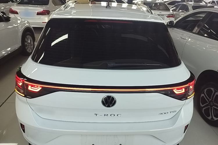 Used Volkswagen T-ROC 2023 300TSI DSG Two-Wheel-Drive Chen Guang Edition Rear