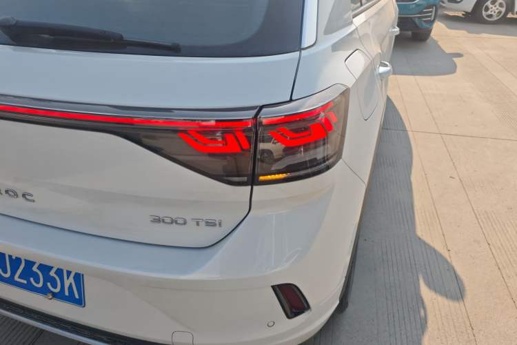 Used Volkswagen T-ROC 2023 300TSI DSG Two-Wheel Drive Starlight Edition Right Rear Taillight
