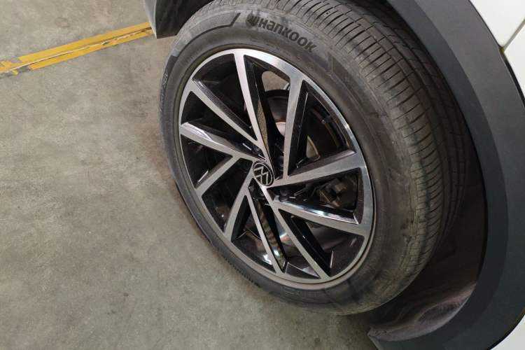 Used Volkswagen T-ROC 2023 300TSI DSG Two-Wheel Drive Starlight Edition Right Rear Wheel Hub