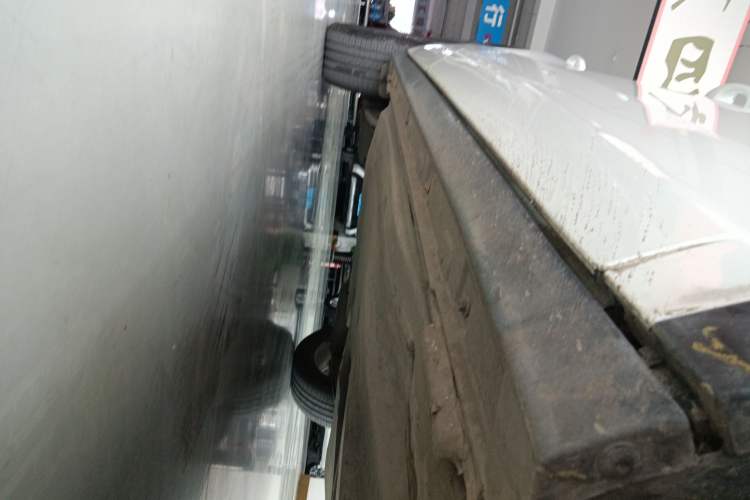 Used Volkswagen T-ROC 2023 300TSI DSG Two-Wheel-Drive Chen Guang Edition Right Side Sill