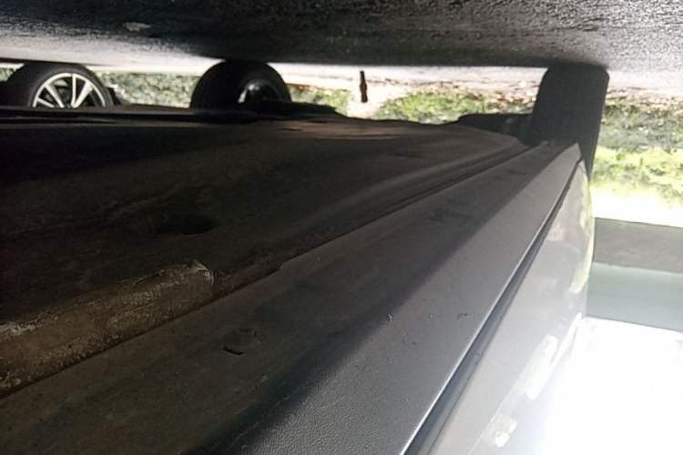 Used Volkswagen T-ROC 2023 300TSI DSG Two-Wheel-Drive Chen Guang Edition Right Side Sill