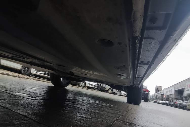 Used Volkswagen T-ROC 2023 300TSI DSG Two-Wheel-Drive Chen Guang Edition Right Side Sill