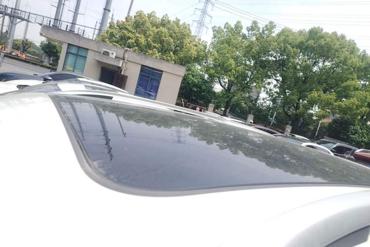Used Volkswagen T-ROC 2023 300TSI DSG Two-Wheel-Drive Chen Guang Edition Roof