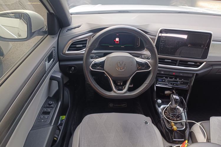 Used Volkswagen T-ROC 2023 300TSI DSG Two-Wheel-Drive Chen Guang Edition Steering Wheel