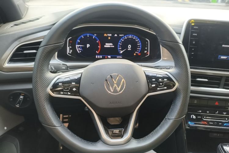 Used Volkswagen T-ROC 2023 300TSI DSG Two-Wheel-Drive Chen Guang Edition Steering Wheel