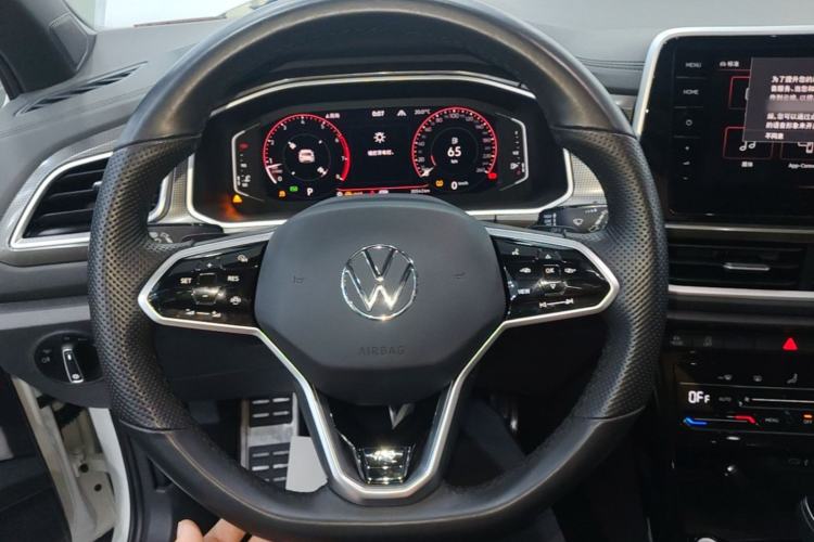Used Volkswagen T-ROC 2023 300TSI DSG Two-Wheel-Drive Chen Guang Edition Steering Wheel