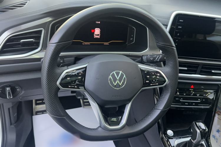 Used Volkswagen T-ROC 2023 300TSI DSG Two-Wheel-Drive Chen Guang Edition Steering Wheel