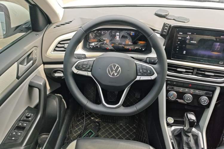 Used Volkswagen T-ROC 2023 280TSI DSG Two-Wheel Drive Time Edition Steering Wheel