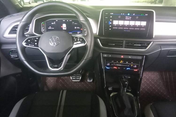 Used Volkswagen T-ROC 2023 300TSI DSG Two-Wheel-Drive Chen Guang Edition Steering Wheel