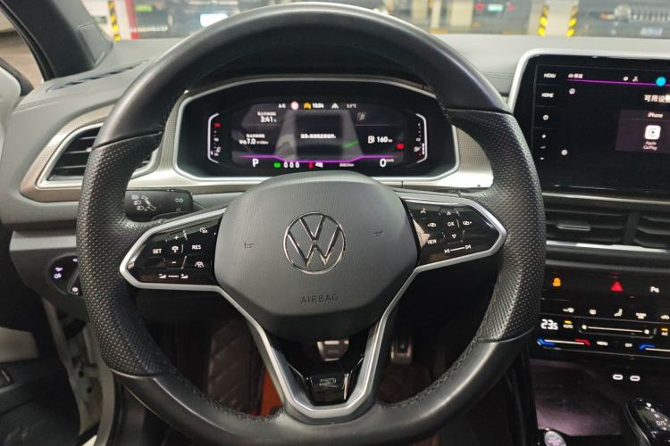 Used Volkswagen T-ROC 2023 300TSI DSG Two-Wheel-Drive Chen Guang Edition Steering Wheel