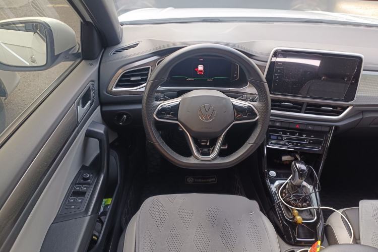 Used Volkswagen T-ROC 2023 300TSI DSG Two-Wheel-Drive Chen Guang Edition Steering Wheel