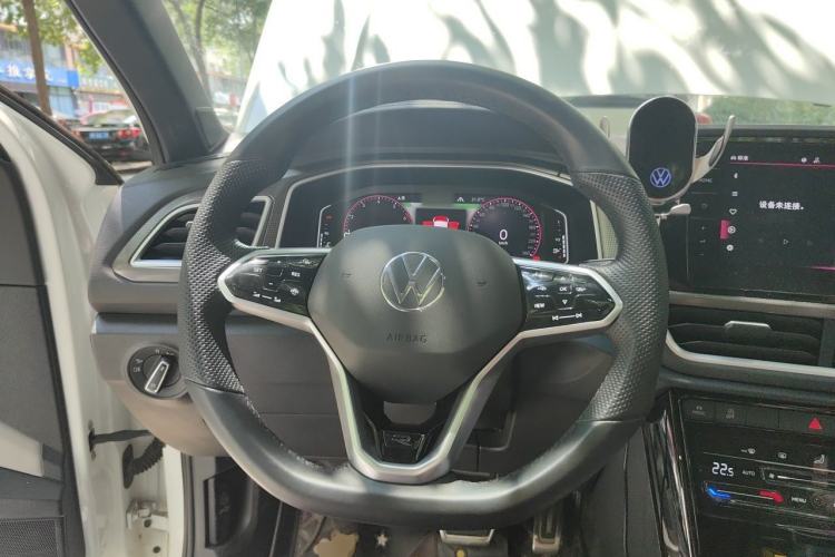 Used Volkswagen T-ROC 2023 300TSI DSG Two-Wheel-Drive Chen Guang Edition Steering Wheel