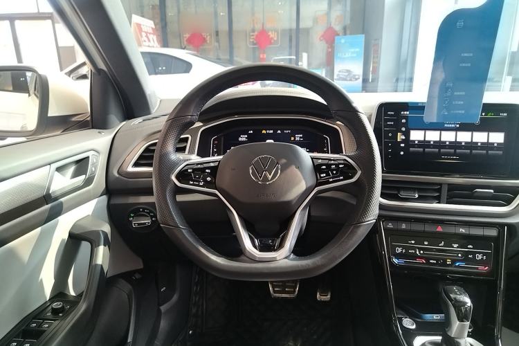 Used Volkswagen T-ROC 2023 300TSI DSG Two-Wheel-Drive Chen Guang Edition Steering Wheel