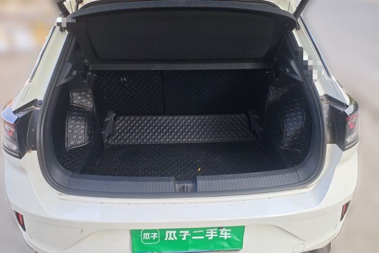 Used Volkswagen T-ROC 2023 300TSI DSG Two-Wheel-Drive Chen Guang Edition Trunk