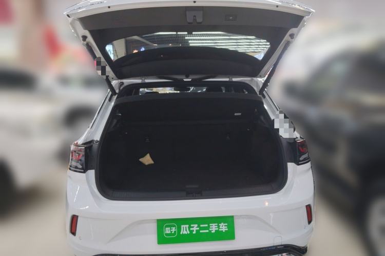Used Volkswagen T-ROC 2023 300TSI DSG Two-Wheel-Drive Chen Guang Edition Trunk