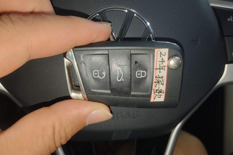 Used Volkswagen T-ROC 2023 280TSI DSG Two-Wheel Drive Time Edition Vehicle Key