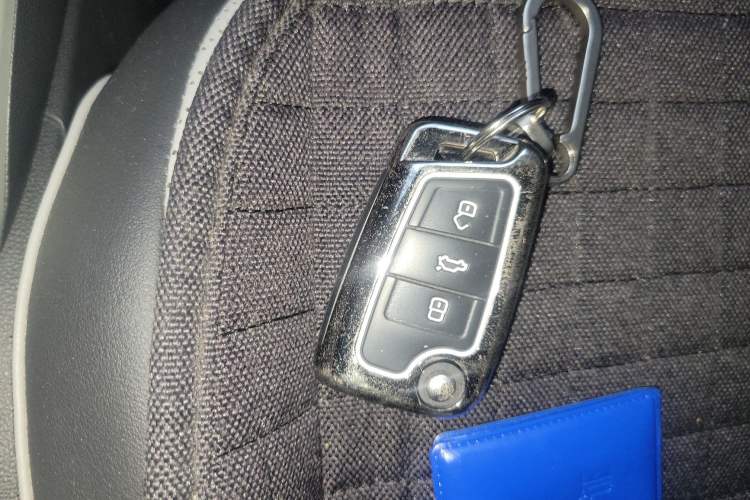 Used Volkswagen T-ROC 2023 280TSI DSG Two-Wheel Drive Time Edition Vehicle Key