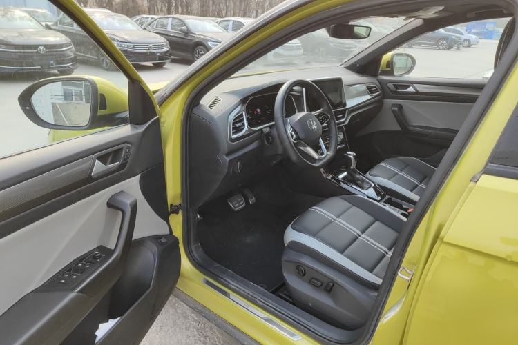 Used Volkswagen T-ROC 2023 300TSI DSG Two-Wheel Drive Starlight Edition Driver Seat
