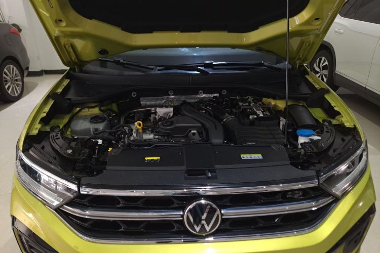 Used Volkswagen T-ROC 2023 300TSI DSG Two-Wheel Drive Starlight Edition Engine Bay