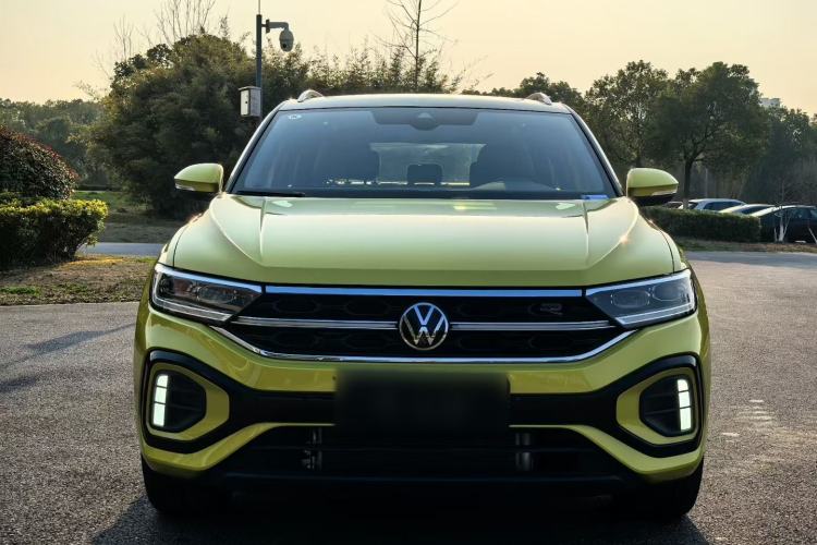 Used Volkswagen T-ROC 2023 300TSI DSG Two-Wheel Drive Starlight Edition Exterior 2