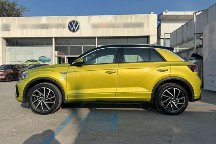 Used Volkswagen T-ROC 2023 300TSI DSG Two-Wheel Drive Starlight Edition Exterior 3