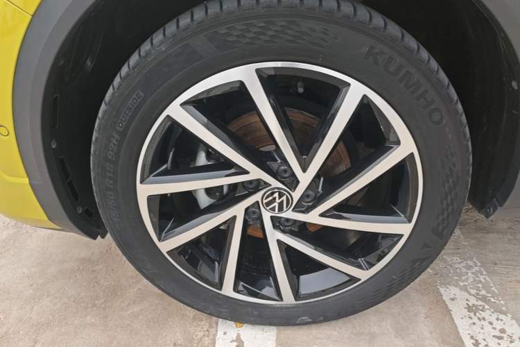 Used Volkswagen T-ROC 2023 300TSI DSG Two-Wheel Drive Starlight Edition Exterior 4