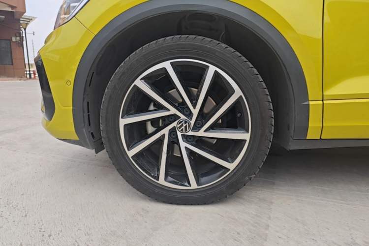 Used Volkswagen T-ROC 2023 300TSI DSG Two-Wheel Drive Starlight Edition Exterior 4