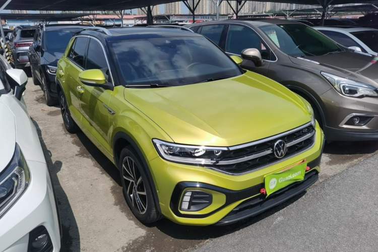 Used Volkswagen T-ROC 2023 300TSI DSG Two-Wheel Drive Starlight Edition Front Right 45 Deg