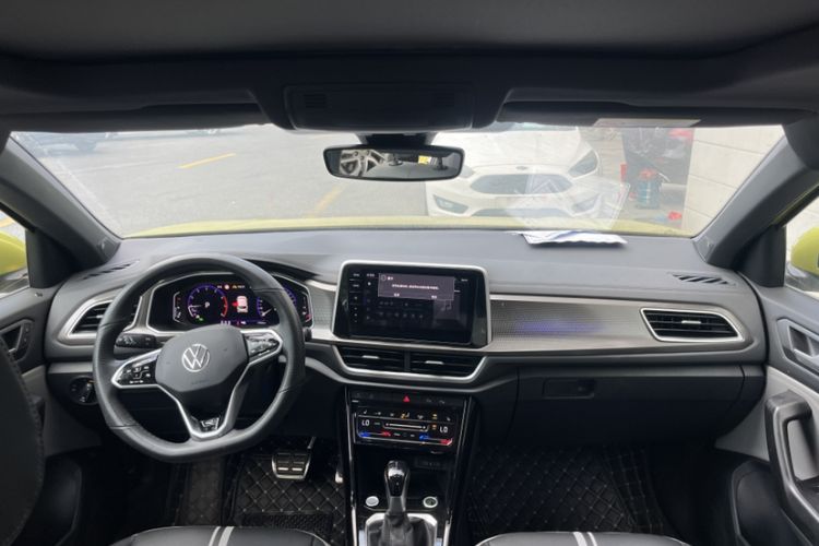 Used Volkswagen T-ROC 2023 300TSI DSG Two-Wheel Drive Starlight Edition Interior 1