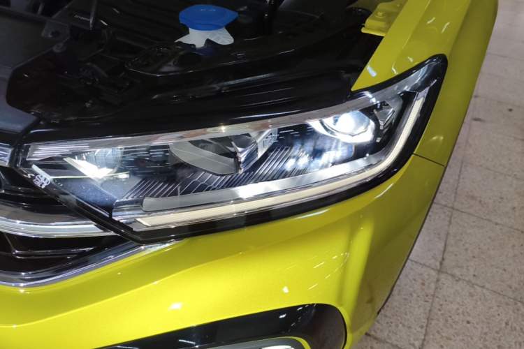 Used Volkswagen T-ROC 2023 300TSI DSG Two-Wheel Drive Starlight Edition Left Front Headlight