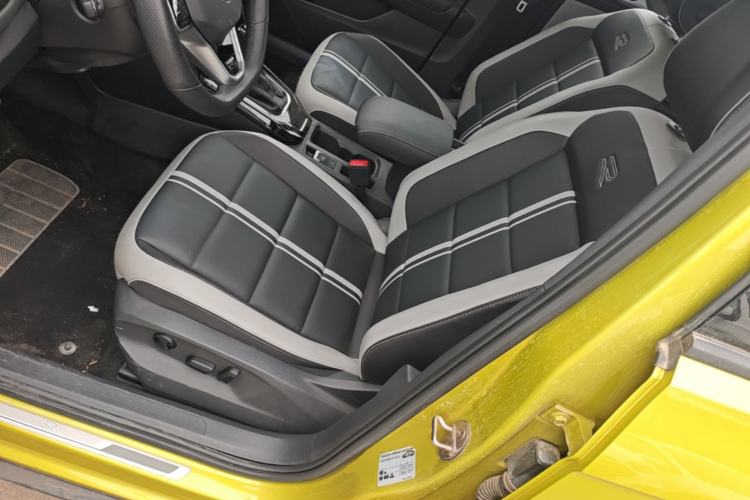 Used Volkswagen T-ROC 2023 300TSI DSG Two-Wheel Drive Starlight Edition Left Front Seat