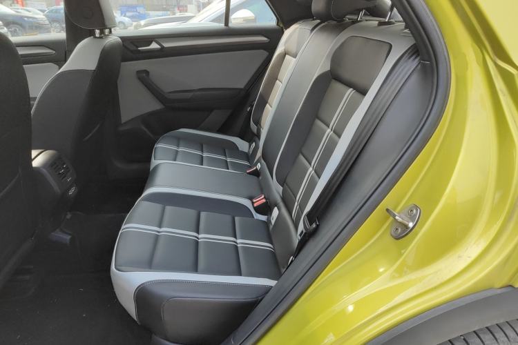 Used Volkswagen T-ROC 2023 300TSI DSG Two-Wheel Drive Starlight Edition Left Rear Seat