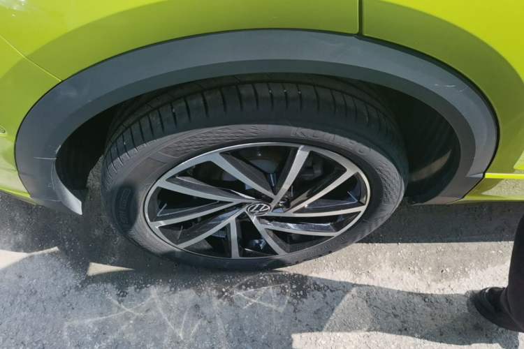 Used Volkswagen T-ROC 2023 300TSI DSG Two-Wheel Drive Starlight Edition Right Rear Wheel Hub