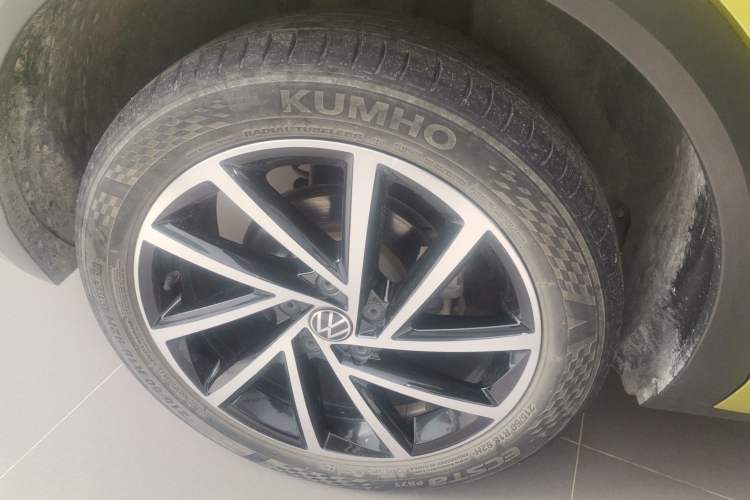 Used Volkswagen T-ROC 2023 300TSI DSG Two-Wheel Drive Starlight Edition Right Rear Wheel Hub
