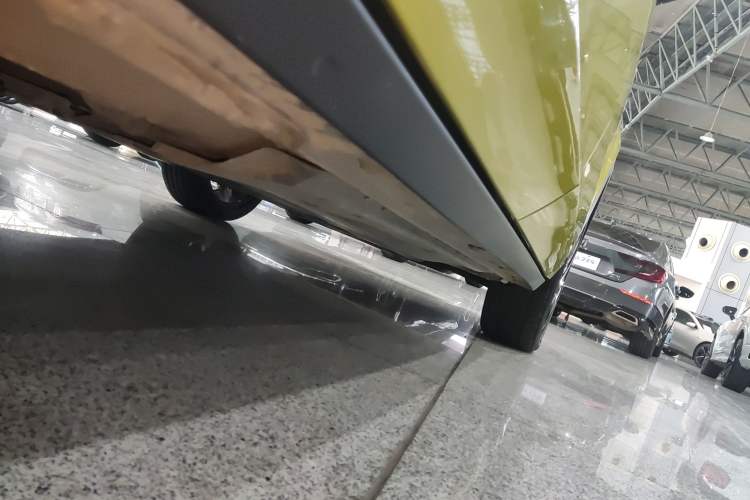 Used Volkswagen T-ROC 2023 300TSI DSG Two-Wheel Drive Starlight Edition Right Side Sill
