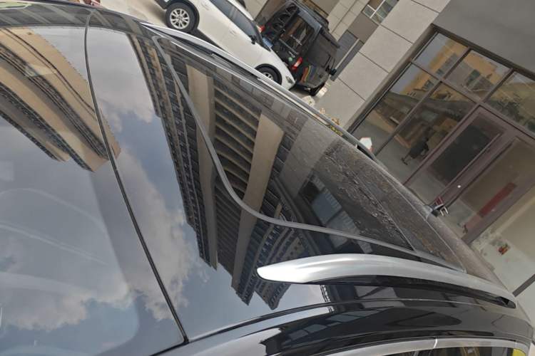 Used Volkswagen T-ROC 2023 300TSI DSG Two-Wheel Drive Starlight Edition Roof