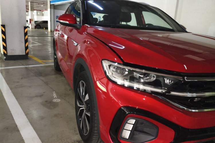 Used Volkswagen T-ROC 2024 300TSI DSG Two-Wheel-Drive Chen Guang Edition Right Front Headlight