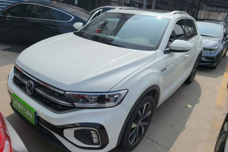 Used Volkswagen T-ROC 2024 300TSI DSG Two-Wheel-Drive Chen Guang Edition Guazi used car, China used car export, Used car for sale, Used  cars, Cheapest cars for sale
