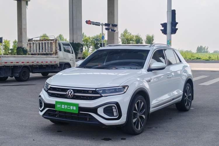 Used Volkswagen T-ROC 2024 300TSI DSG Two-Wheel-Drive Chen Guang Edition Guazi used car, China used car export, Used car for sale, Used cars, Cheapest cars for sale