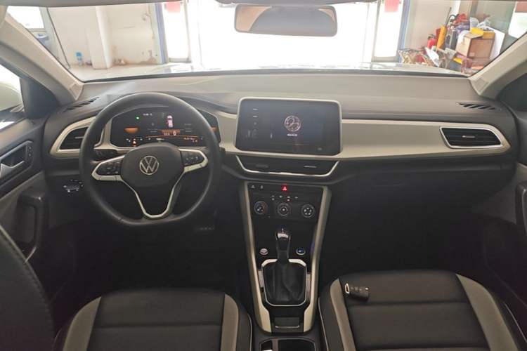 Used Volkswagen T-ROC 2024 280TSI DSG Two-Wheel-Drive Time Edition Center Console