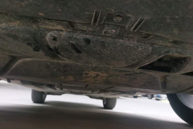 Used Volkswagen T-ROC 2024 300TSI DSG Two-Wheel-Drive Chen Guang Edition Chassis Front