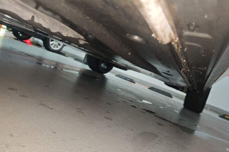 Used Volkswagen T-ROC 2024 300TSI DSG Two-Wheel-Drive Chen Guang Edition Chassis Front Left