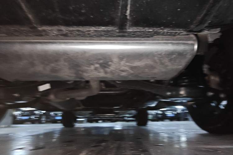 Used Volkswagen T-ROC 2024 300TSI DSG Two-Wheel-Drive Chen Guang Edition Chassis Rear