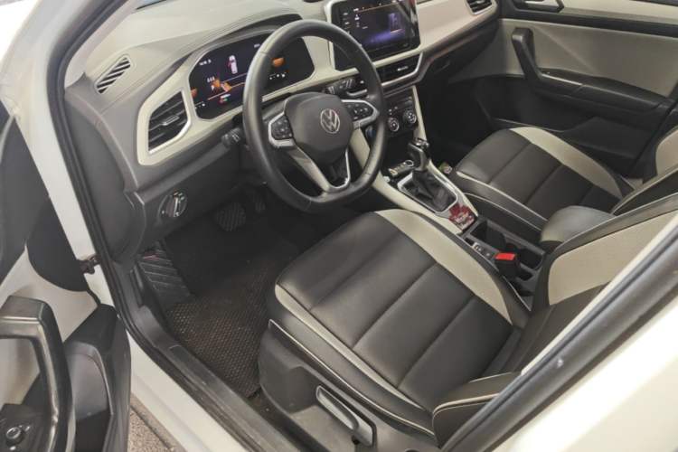 Used Volkswagen T-ROC 2024 280TSI DSG Two-Wheel-Drive Time Edition Driver Seat