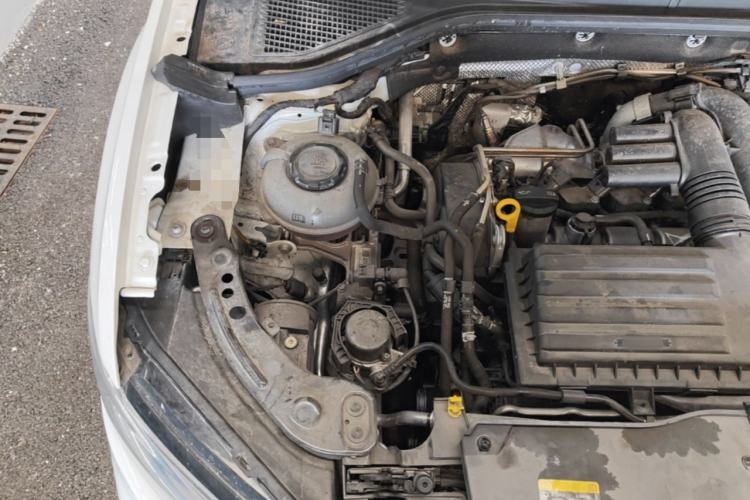 Used Volkswagen T-ROC 2024 280TSI DSG Two-Wheel-Drive Time Edition Engine Bay Right