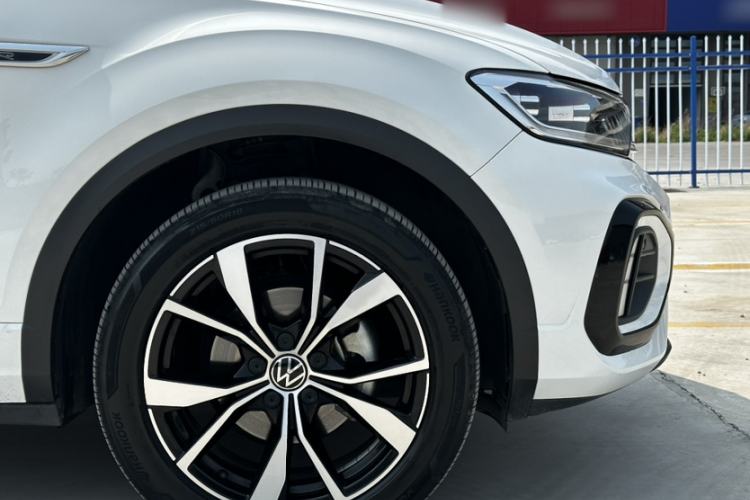 Used Volkswagen T-ROC 2024 300TSI DSG Two-Wheel-Drive Chen Guang Edition Exterior 1